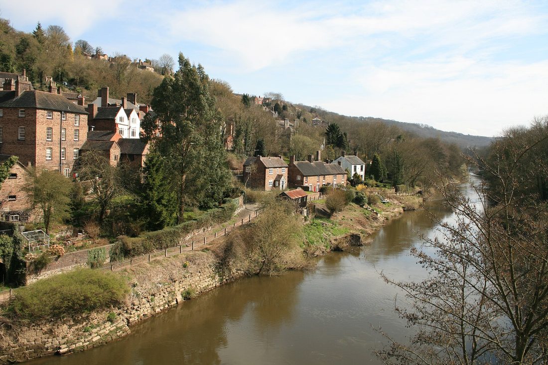 Houses and shops climbing the hillside at Ironbridge
